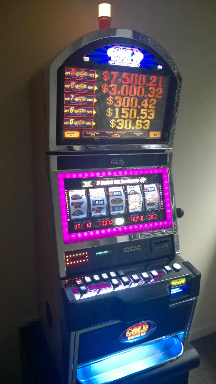 BALLY QUICK HIT BLACK GOLD WILD JACKPOT S9000 SLOT MACHINE WITH TOP BONUS MONITOR - 