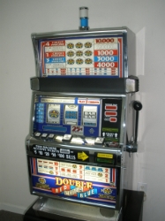 IGT DOUBLE RED, WHITE AND BLUE FIVE LINE S2000 SLOT MACHINE - FLAT TOP 