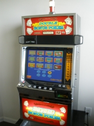 IGT GAME KING 4.3 VIDEO POKER MULTI GAME with LCD TOUCHSCREEN MONITOR - DOUBLE BONUS POKER GLASS - 59 GAMES 
