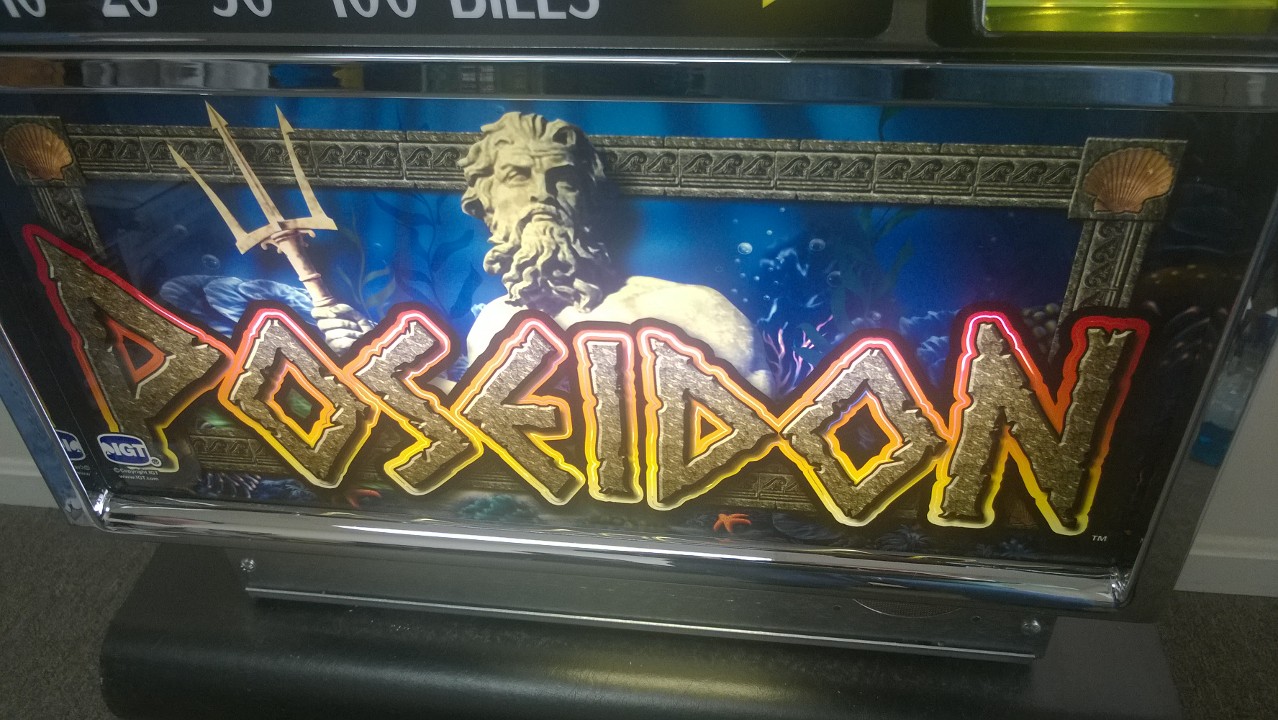IGT POSEIDON S2000 SLOT MACHINE - 