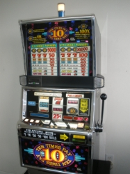 IGT TEN TIMES PAY CASINO TOP S2000 SLOT MACHINE 